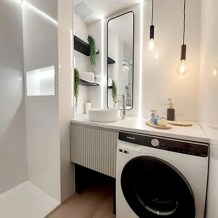 Centrico Con Playa Y Piscina *