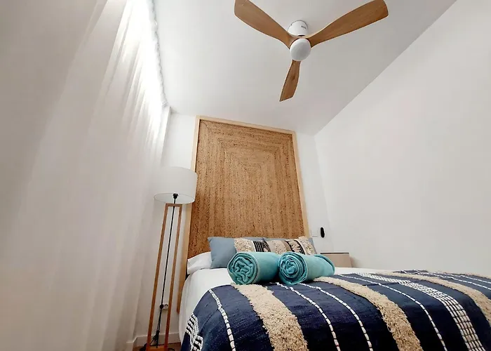 Céntrico Con Playa Y Piscina Appartamento *